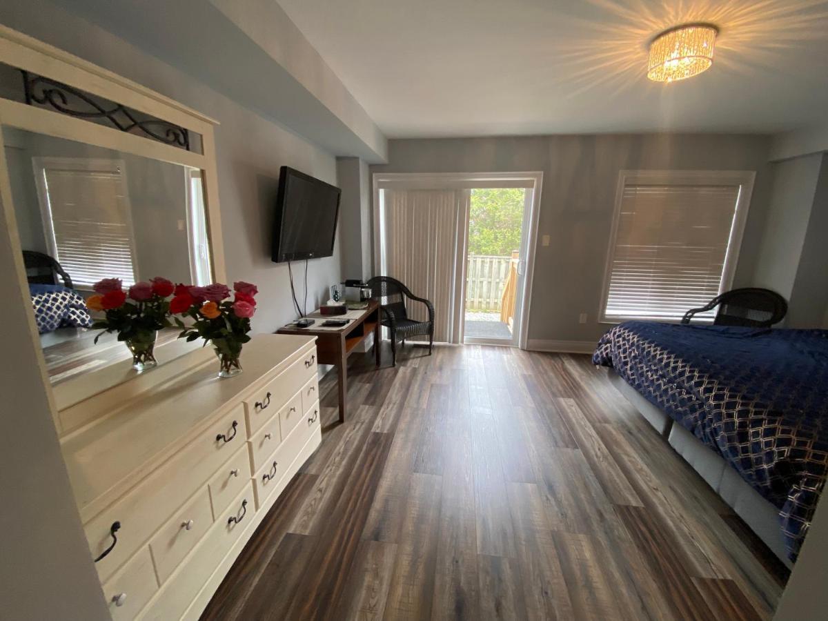 2 Bedroom With 2 Ensuites Unit In ريتشموند هيل المظهر الخارجي الصورة