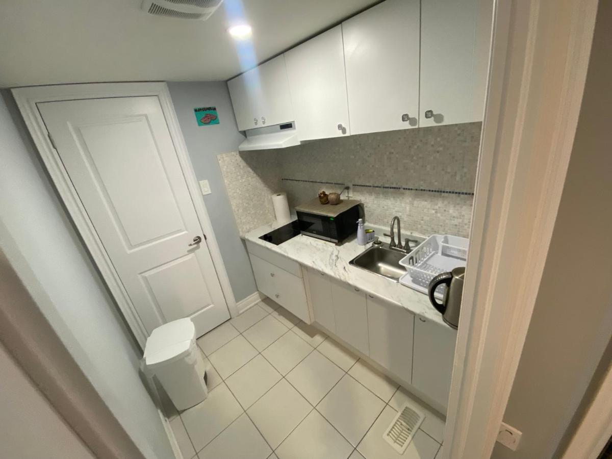 2 Bedroom With 2 Ensuites Unit In ريتشموند هيل المظهر الخارجي الصورة