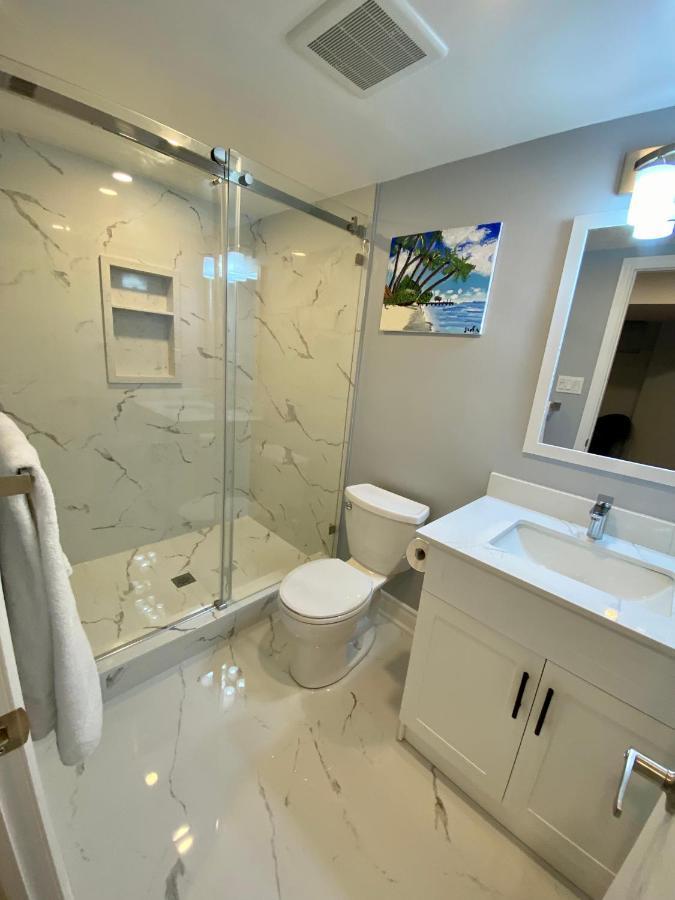 2 Bedroom With 2 Ensuites Unit In ريتشموند هيل المظهر الخارجي الصورة